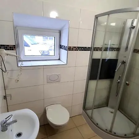 Hotel Moji 5