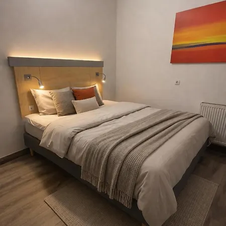 Moji 5 Hotel